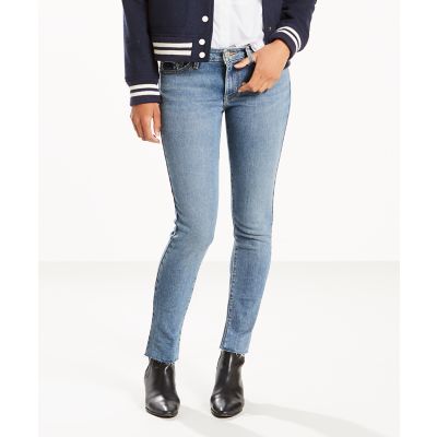 Levis lady's skinny - Destination Store